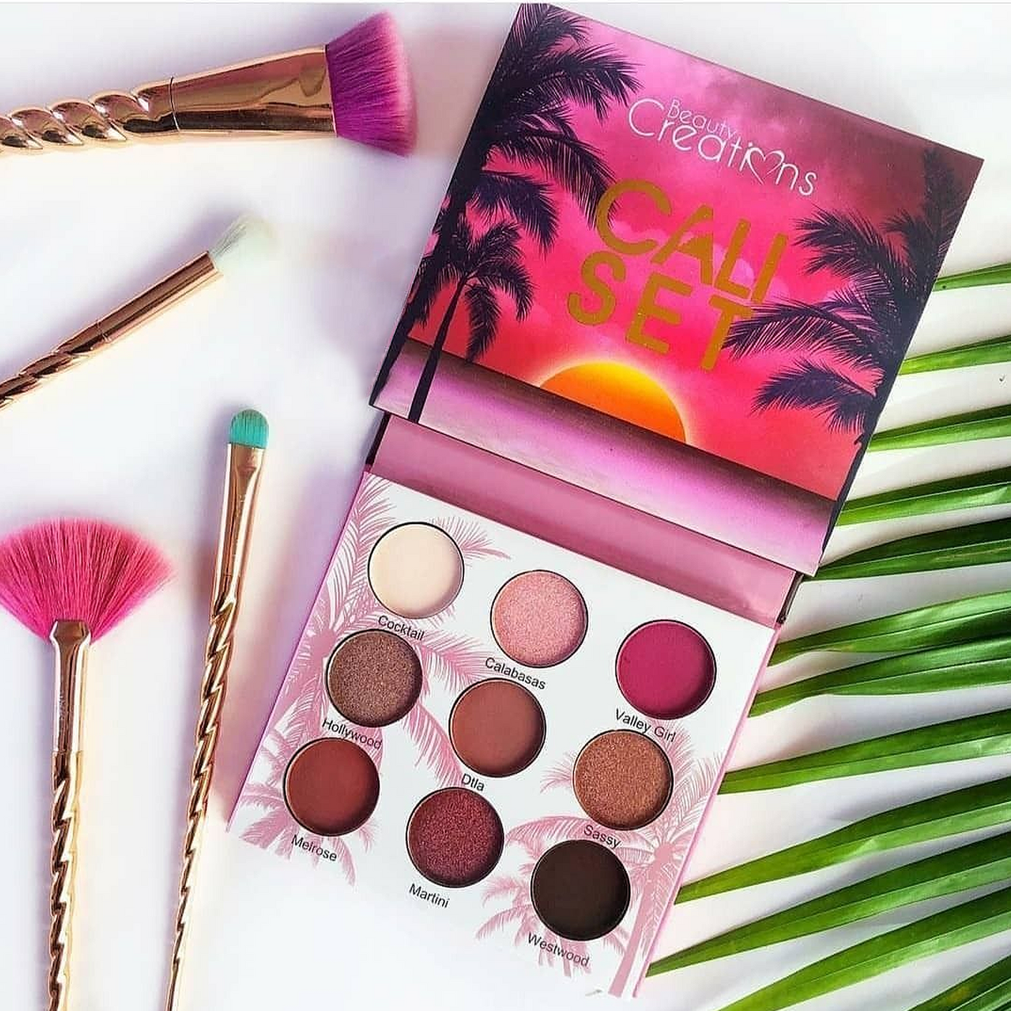 Paleta De Sombras Cali Set marca Beauty Creations®