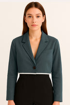 Blazer Casual Corto Para Dama Mod. Bj07377 Marca. Blashe® Gris Oscuro