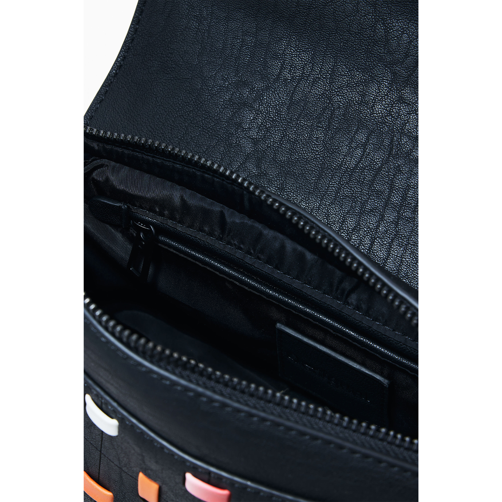 Bolso De Mano Troquelado 25saxp82/2000 Marca Desigual®