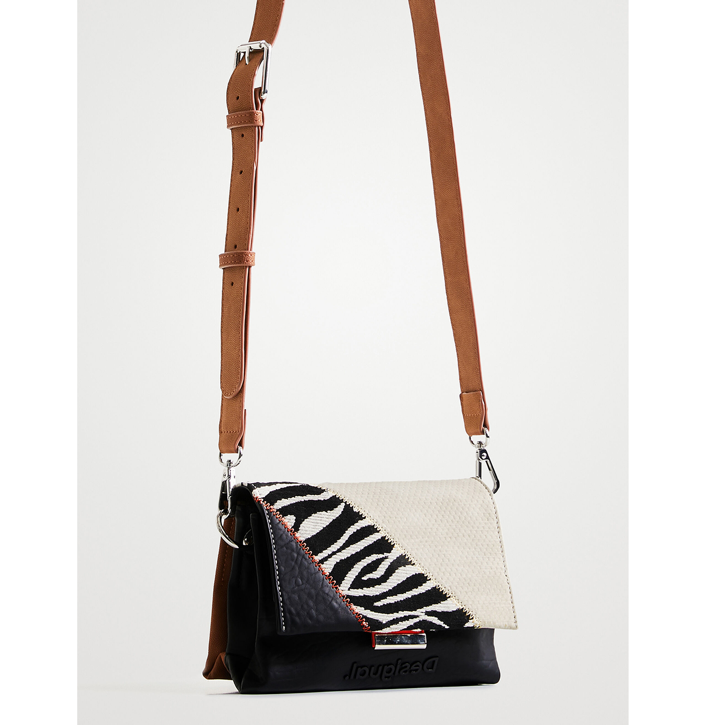 Bolso Bandolera Animal Patch Para Mujer Marca Desigual®