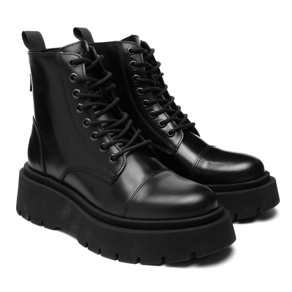 Bota Corta 5.5 Cm De Mujer Mod. L1124181 Marca Levi's ®