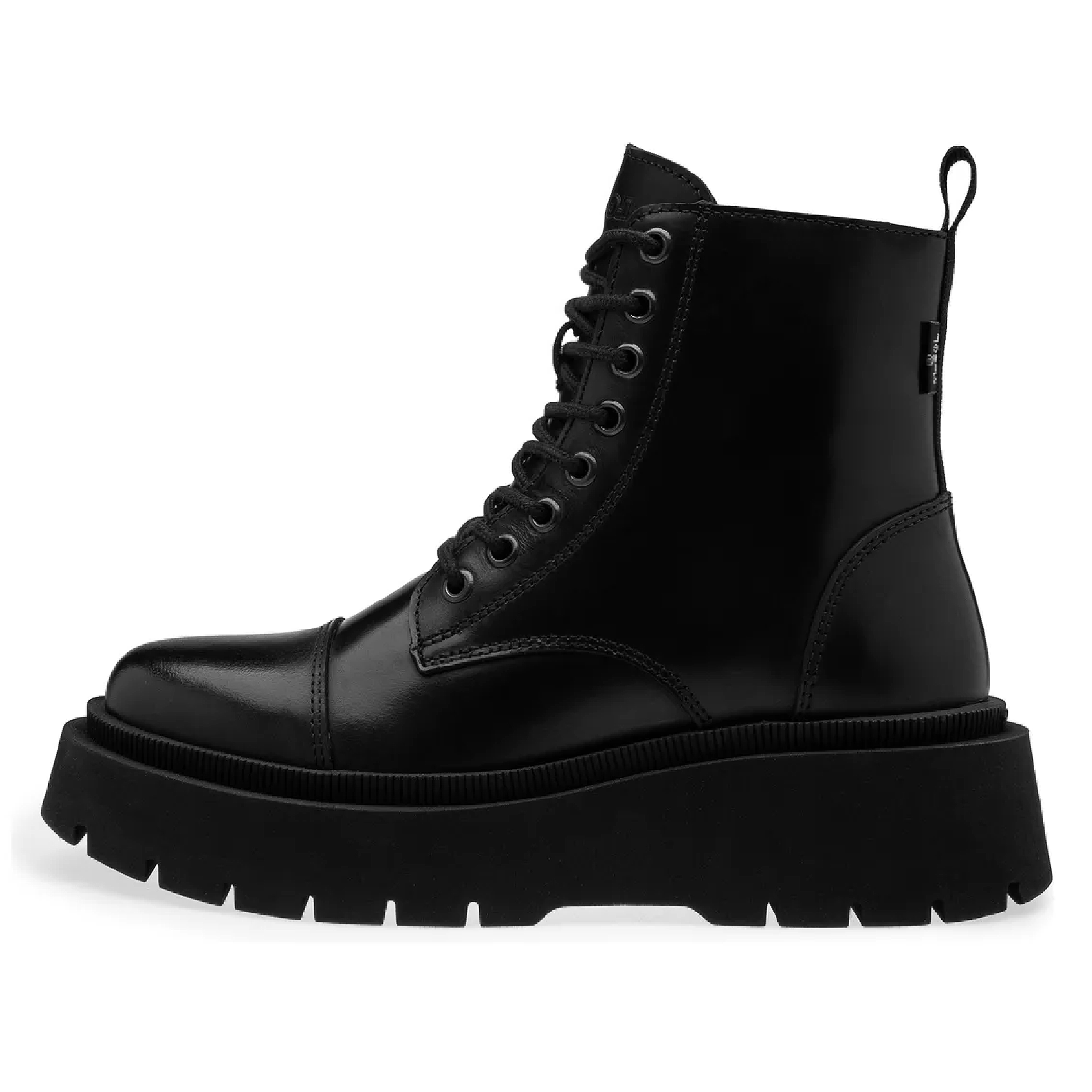 Bota Corta 5.5 Cm De Mujer Mod. L1124181 Marca Levi's ®