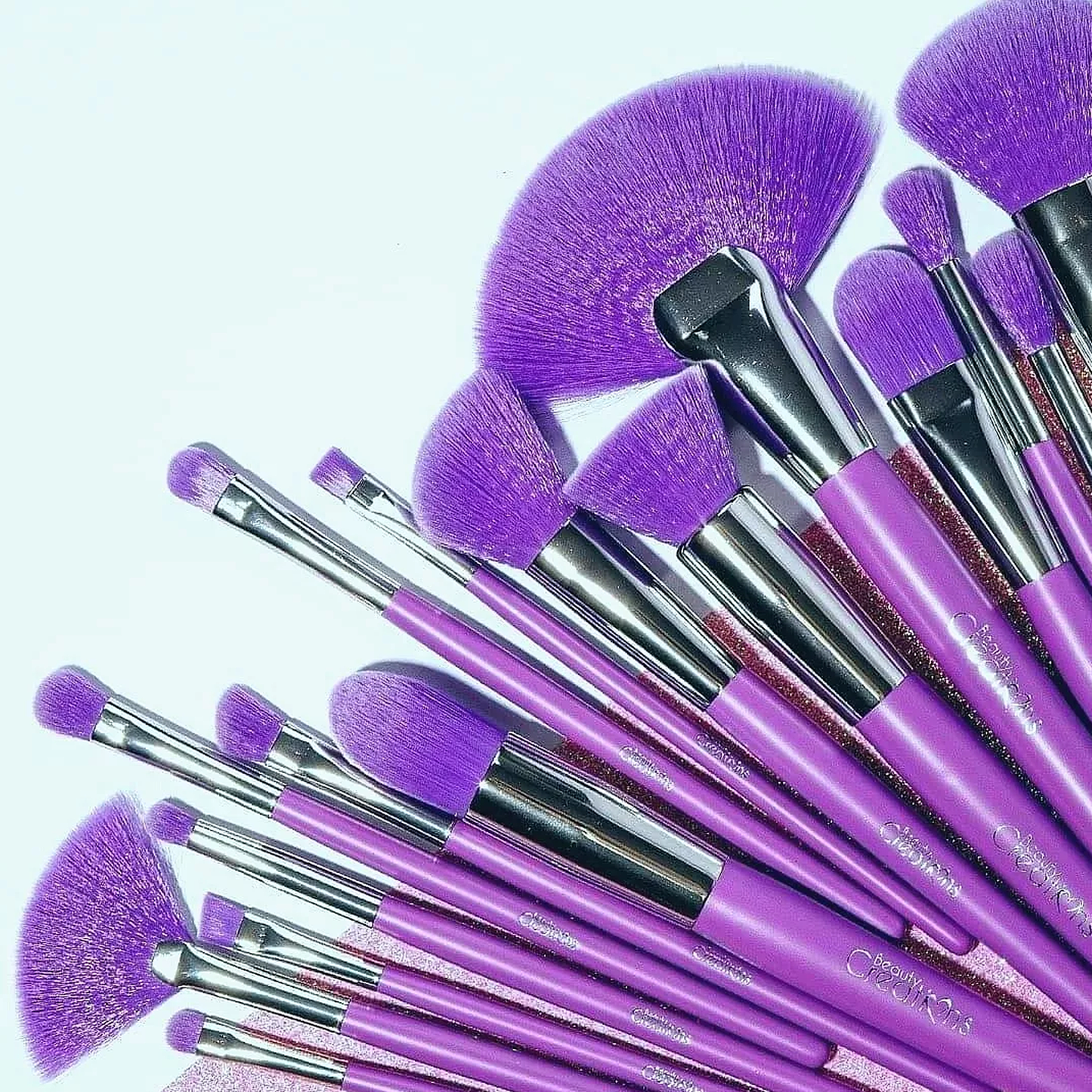 Set De Brochas 24pz Mod. The Neon Marca Beauty Creations® Purple