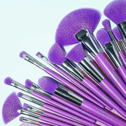 Set De Brochas 24pz Mod. The Neon Marca Beauty Creations® Purple