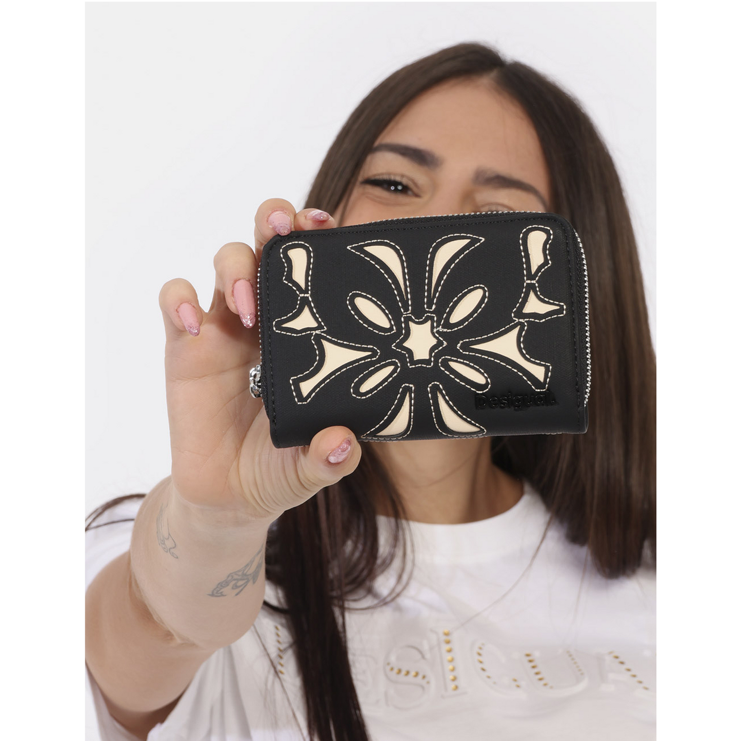 Cartera Con Diseño Floral Mod.24wayp08 Marca Desigual®