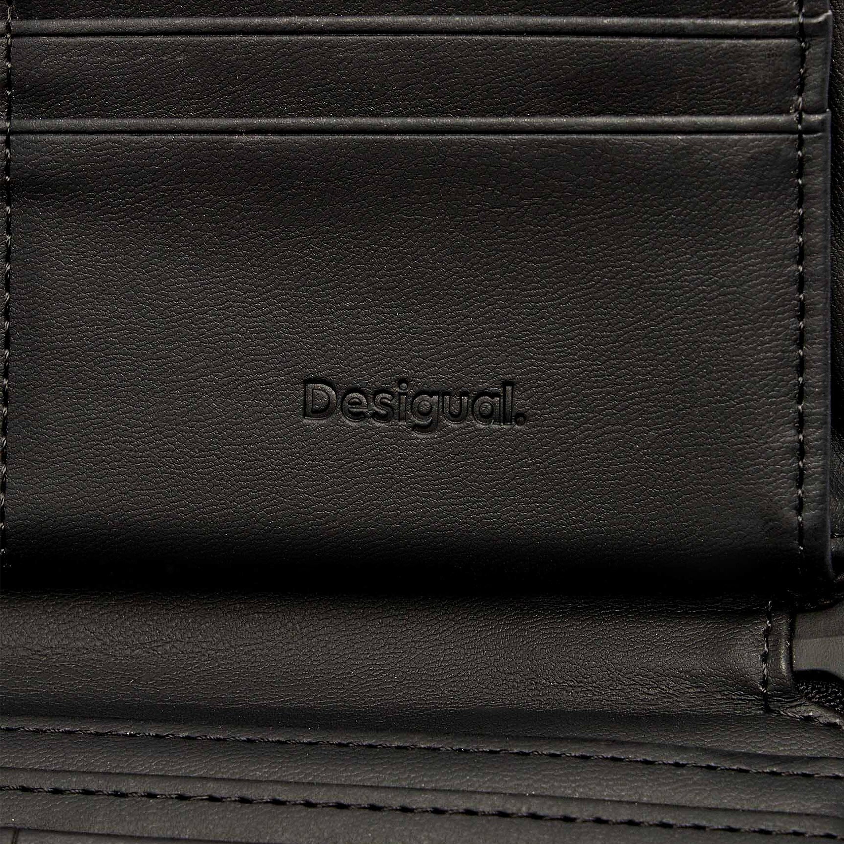 Cartera Para Dama Bordada Mod. 25sapy Marca Desigual®