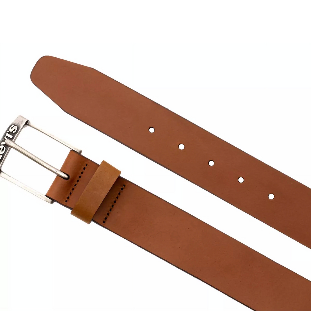 Cinturon De Hombre Mod.LMLBN-W061 Marca Levi's®